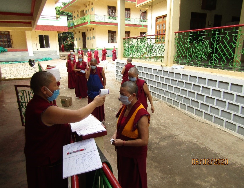 Tibet.de Nonnen Corona