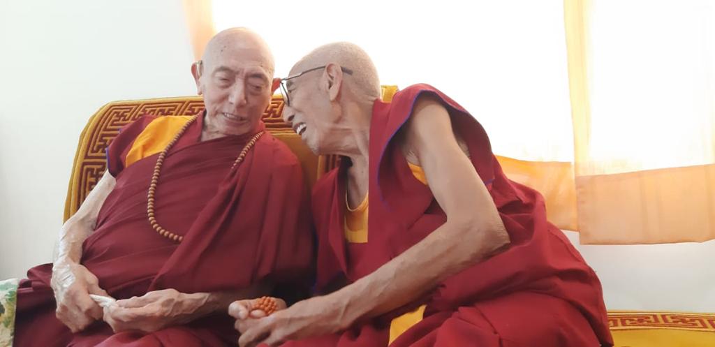 Tibet.de Patenschaften Mönche